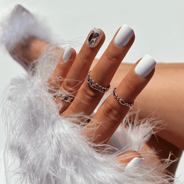 17 Wedding Nail Ideas to Screenshot Before Your Big Day - Fashionista
